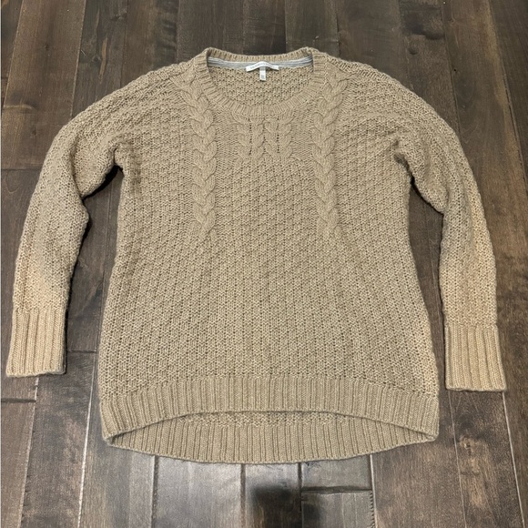 VICTORIA’S SECRET Y2K Vintage Cable Knit Wool Blend Sweater Size M Tan high low - Picture 1 of 14